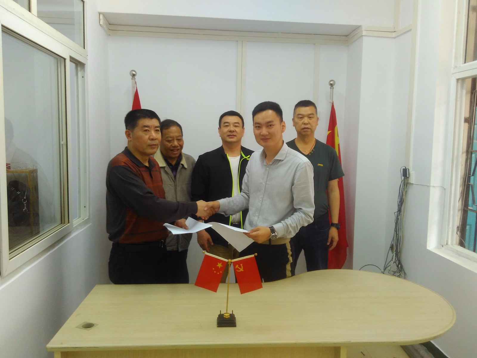 新华体育深度解析国足备战世预赛的战术革新与心理重建